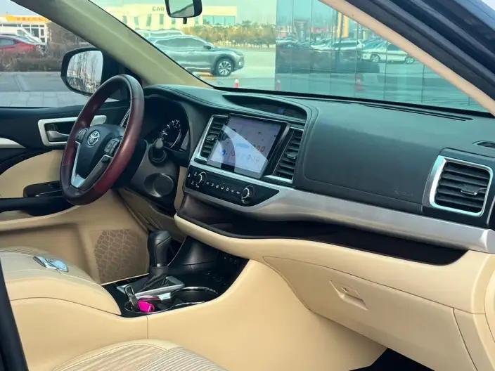 Toyota Highlander 2021 Model 2.0T 4WD Elite Edition 7 seat – фото 8