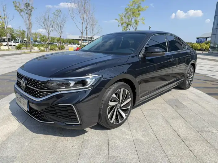 Volkswagen Passat 2023 Model 330TSI Starry sky Elite Edition – фото 1