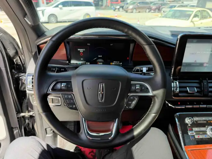 Lincoln Navigator 2020 Model 3.5T Zunyao Edition – фото 27