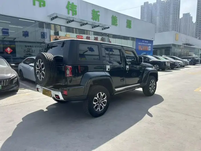 BAIC BJ40 2020 Model 2.0T Automatic 4WD City Hunter Edition Warrior Model – фото 6