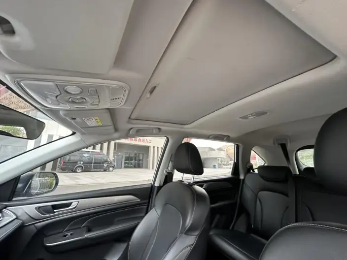 Haval M6 2021 Model PLUS 1.5T DCT Luxury Smart Connect Model – фото 18