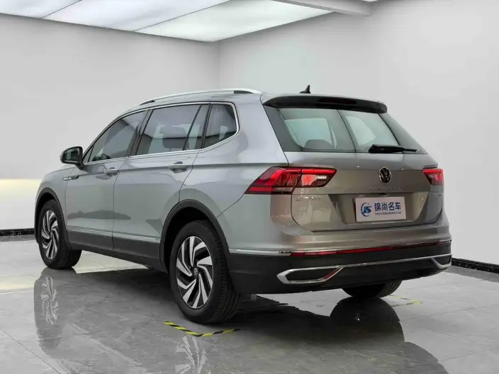 Volkswagen Tiguan L 2022 Model 330TSI Automatic 2WD Smart Edition – фото 4
