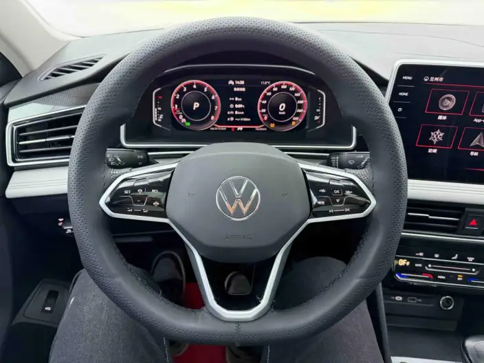 Volkswagen Tiguan L 2022 Model 330TSI Automatic 2WD Smart Edition – фото 21