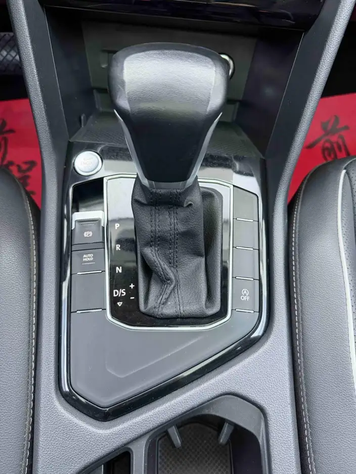 Volkswagen Tiguan L 2022 Model 330TSI Automatic 2WD Smart Edition – фото 22
