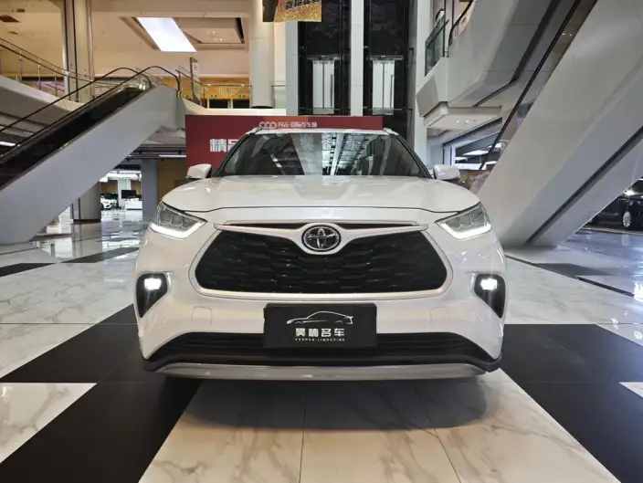 Toyota Highlander 2024 Model Hybrid 2.5L 4WD Elite Edition 7 seat – фото 2