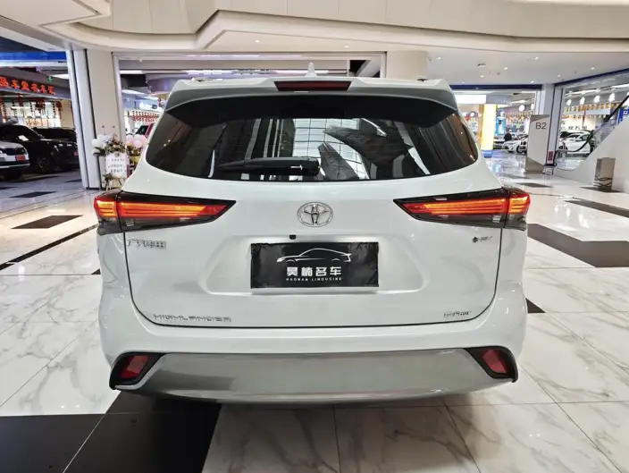 Toyota Highlander 2024 Model Hybrid 2.5L 4WD Elite Edition 7 seat – фото 5