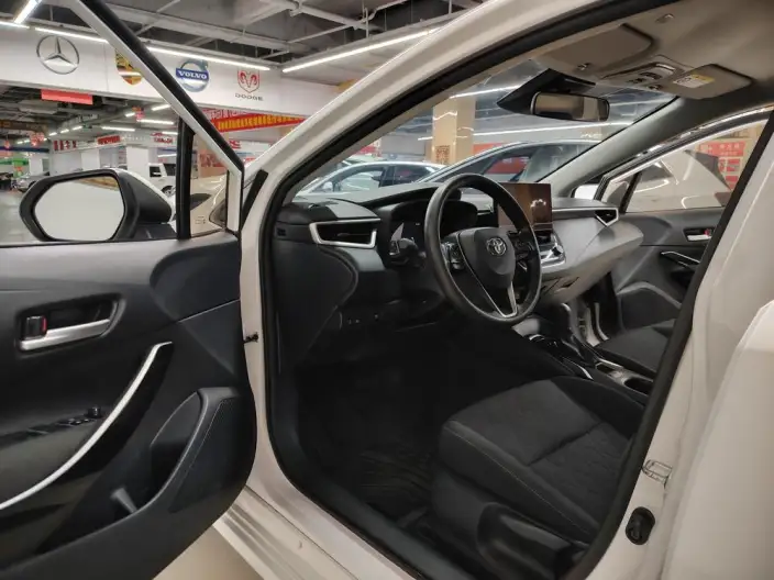 Toyota Corolla 2023 Model Intelligent Hybrid 1.8L E-CVT Elite Edition – фото 9