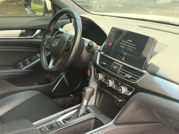 Honda INSPIRE 2022 Model 260TURBO Exquisite Edition – фото 10