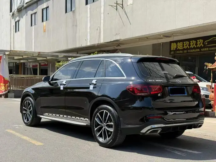 Mercedes-Benz GLC 2020 Model GLC 300 L 4MATIC Dynamic Model – фото 4