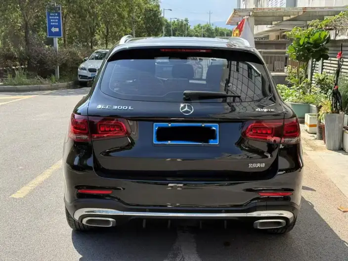 Mercedes-Benz GLC 2020 Model GLC 300 L 4MATIC Dynamic Model – фото 5