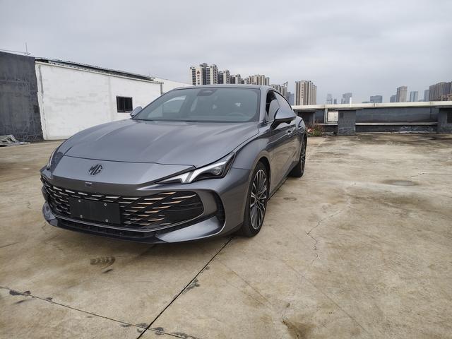 MG7 2023 2.0T Automatic Beauty Hunter Premium