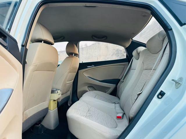 Hyundai Verna 2014 модификация 1.4L Manual Intelligent GLS – фото 5
