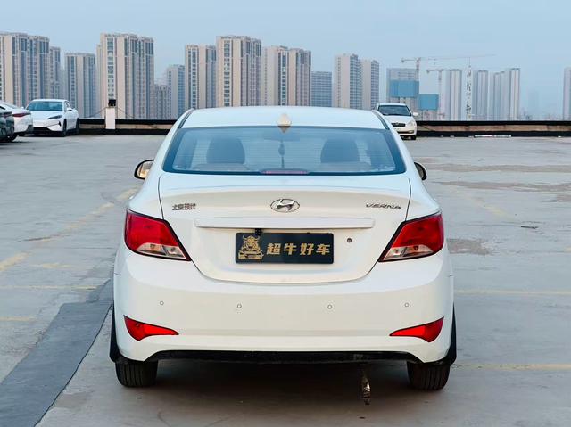 Hyundai Verna 2014 модификация 1.4L Manual Intelligent GLS – фото 8