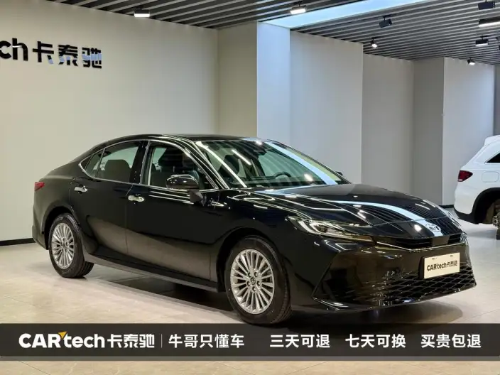 Toyota Camry 2026 Model Hybrid 2.0HGVP Deluxe Edition – фото 3