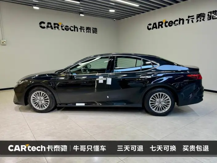 Toyota Camry 2026 Model Hybrid 2.0HGVP Deluxe Edition – фото 4