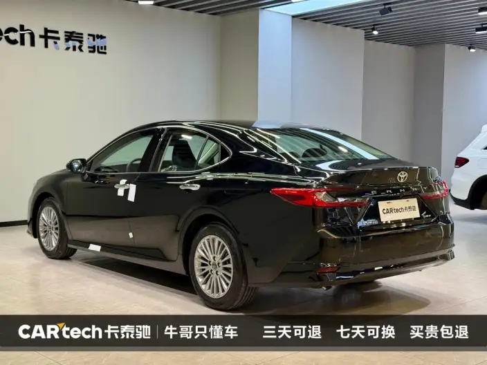 Toyota Camry 2026 Model Hybrid 2.0HGVP Deluxe Edition – фото 5
