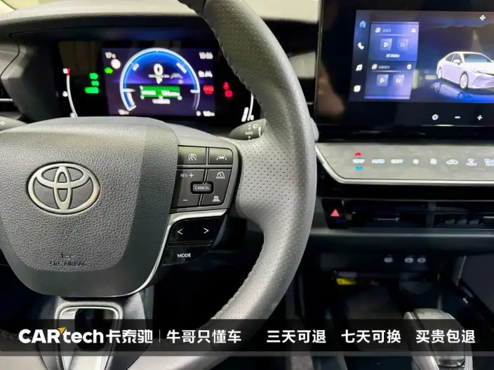Toyota Camry 2026 Model Hybrid 2.0HGVP Deluxe Edition – фото 13