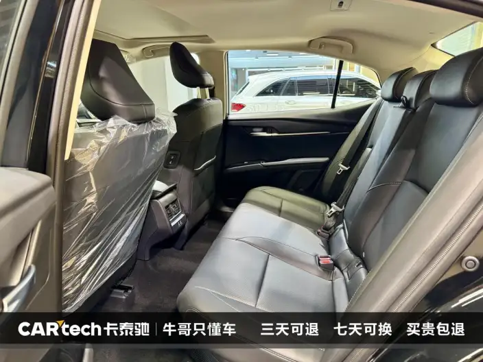 Toyota Camry 2026 Model Hybrid 2.0HGVP Deluxe Edition – фото 30