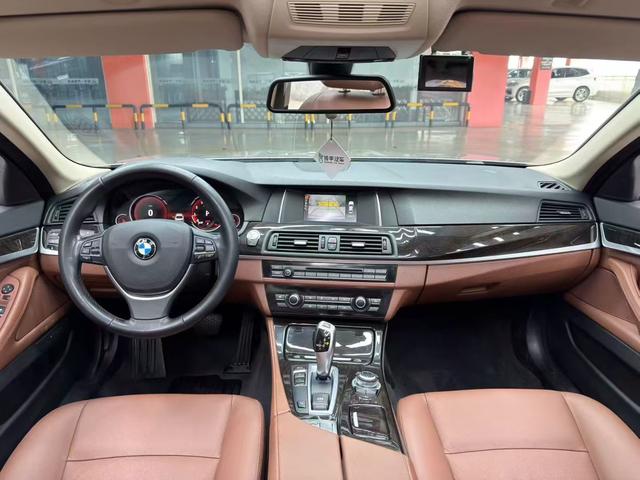 BMW 5 Series 2017 525Li Advantage – фото 8