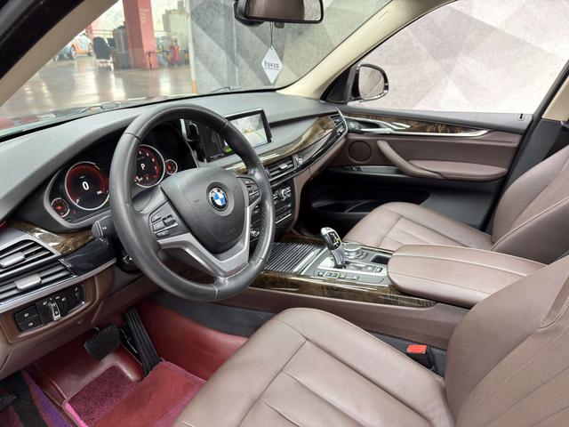 BMW X5 Imported Модель 2018 года xDrive28i – фото 8