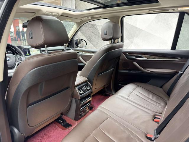 BMW X5 Imported Модель 2018 года xDrive28i – фото 9