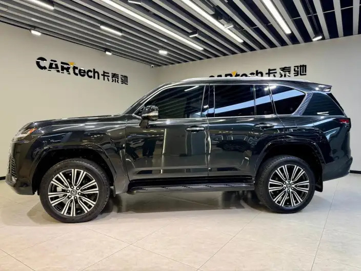 Lexus LX 2025 Model 700h Territory Edition – фото 33