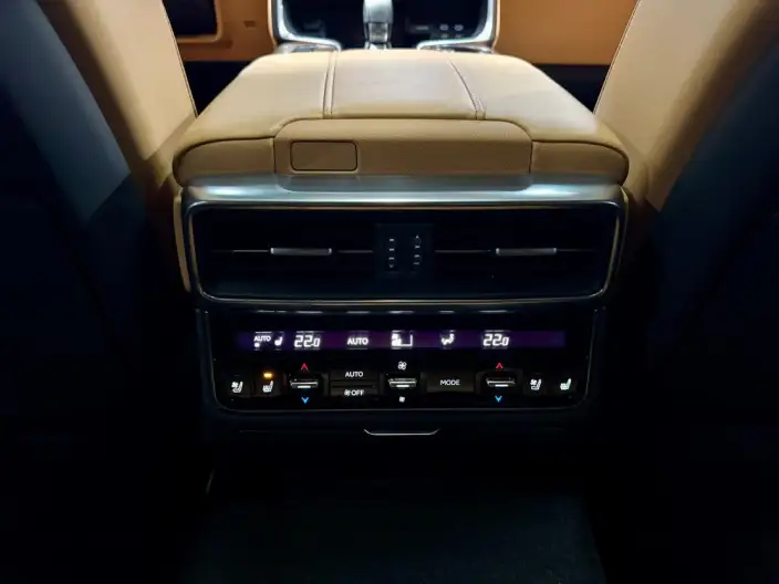 Lexus LX 2025 Model 700h Territory Edition – фото 47