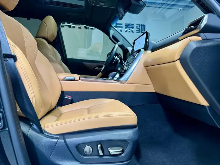 Lexus LX 2025 Model 700h Territory Edition – фото 58