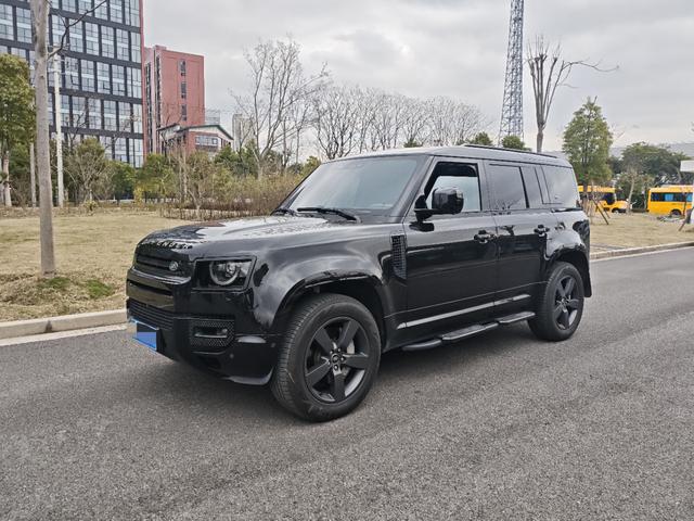 Land Rover Defender 2024 110 3.0T P400 X-DYNAMIC HSE – фото 1