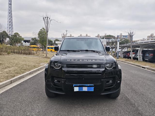 Land Rover Defender 2024 110 3.0T P400 X-DYNAMIC HSE – фото 2
