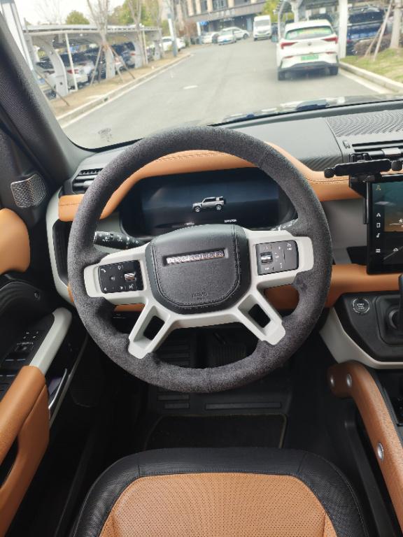 Land Rover Defender 2024 110 3.0T P400 X-DYNAMIC HSE – фото 10