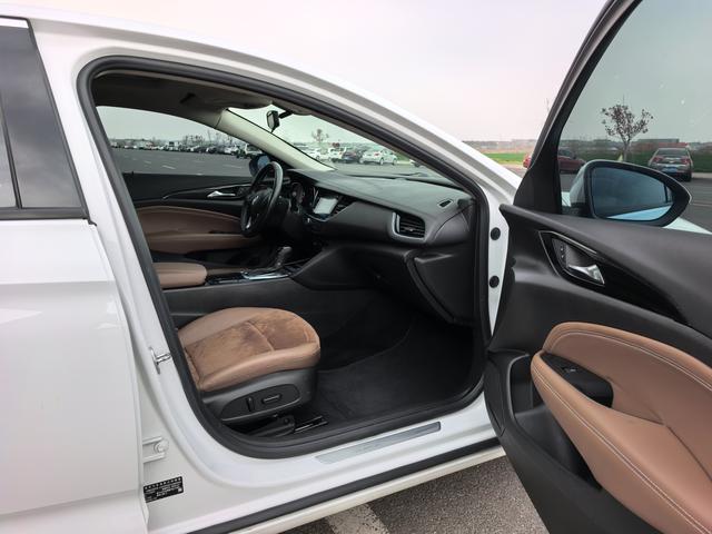 Buick Regal 2019 20T Elite China VI – фото 7