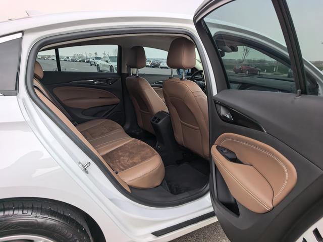 Buick Regal 2019 20T Elite China VI – фото 8