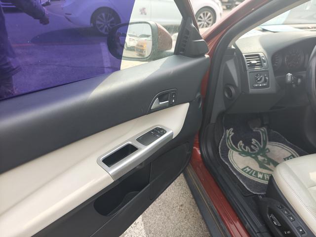 Volvo C30 2010 модификация 2.0 Zhishang Edition – фото 4