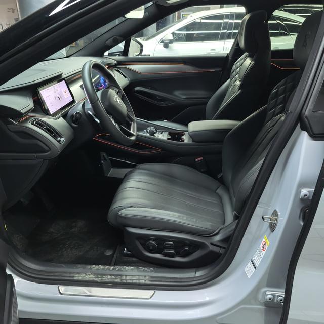 BYD Song L EV 2025 Smart Driving 662km LiDAR Excellence – фото 10