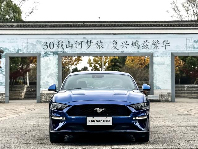Ford Mustang 2018 2.3T EcoBoost – фото 2