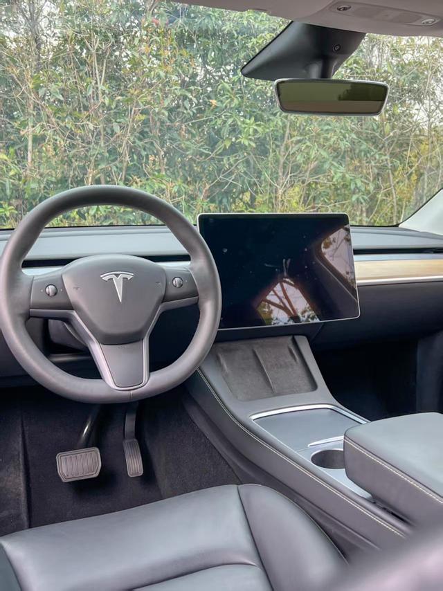 Tesla Model Y 2022 Facelift RWD – фото 6
