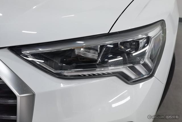 Audi Q3 2019 35 TFSI Advanced Sport – фото 5