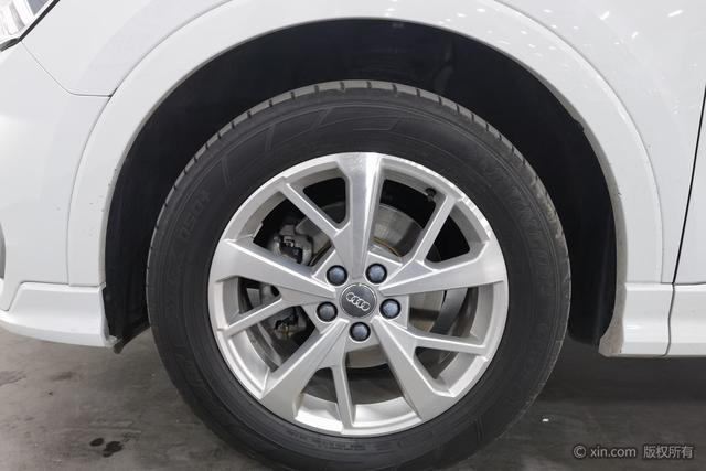 Audi Q3 2019 35 TFSI Advanced Sport – фото 6