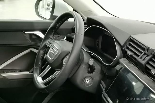 Audi Q3 2019 35 TFSI Advanced Sport – фото 23