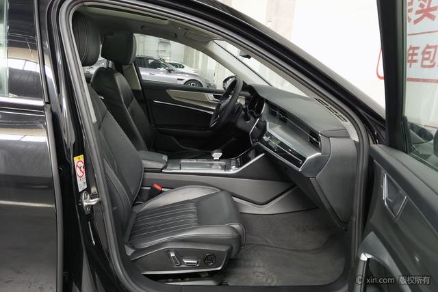 Audi A6L 2023 45 TFSI Precision Dynamic – фото 22