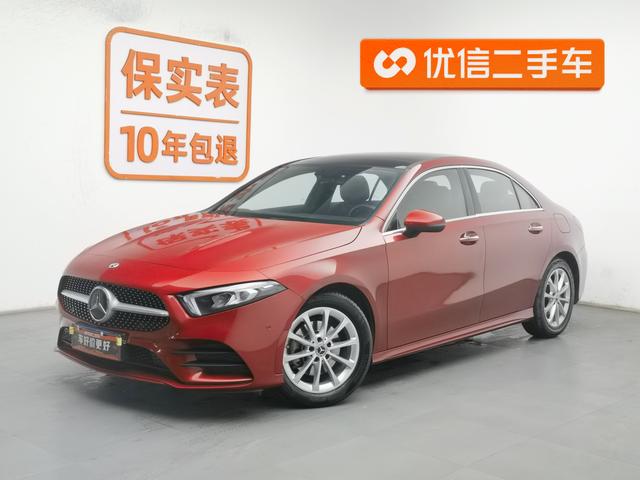 Mercedes-Benz A-Class 2019 A 200 L Sport Sedan – фото 1