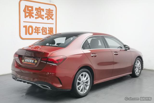 Mercedes-Benz A-Class 2019 A 200 L Sport Sedan – фото 2