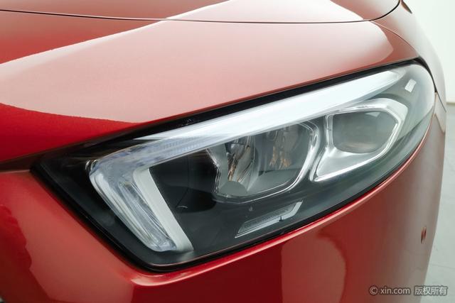 Mercedes-Benz A-Class 2019 A 200 L Sport Sedan – фото 5