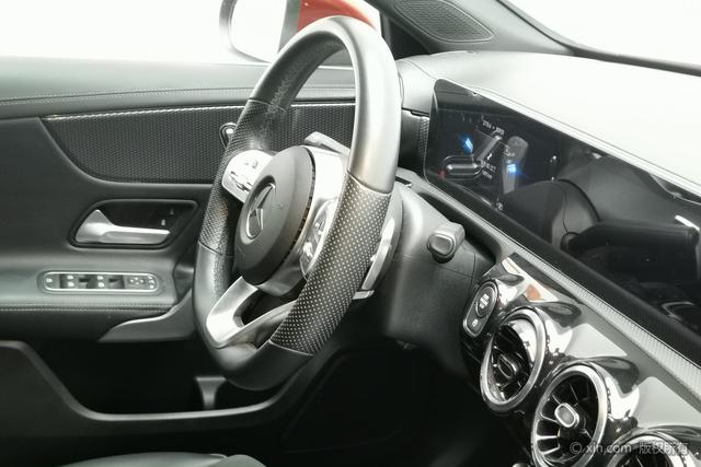 Mercedes-Benz A-Class 2019 A 200 L Sport Sedan – фото 23