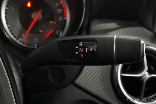 Mercedes-Benz GLA 2016 GLA 220 4MATIC Style – фото 17