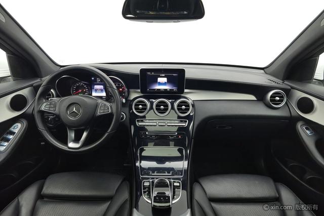 Mercedes-Benz GLC 2019 GLC 200 L 4MATIC – фото 14