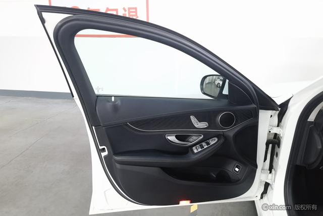 Mercedes-Benz C-Class 2016 модификация C 180 L Sport Sport – фото 11