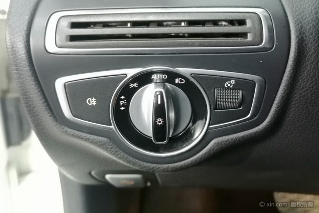 Mercedes-Benz C-Class 2016 модификация C 180 L Sport Sport – фото 24