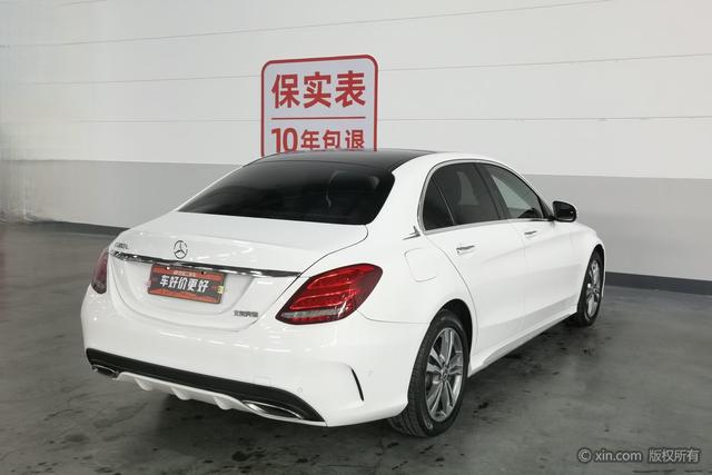 Mercedes-Benz C-Class 2018 C 200 L Sport – фото 2